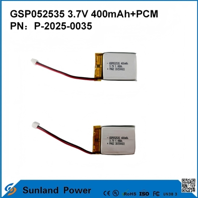 GSP052535 بطارية 3.7 فولت 400 مللي أمبير + PCM تستخدم في أجهزة الراديو ثنائية الاتجاه المدمجة، ومسجلات الصوت، وأجهزة تتبع نظام تحديد المواقع العالمي (GPS) الصغيرة، والأقلام الذكية، والأجهزة المماثلة