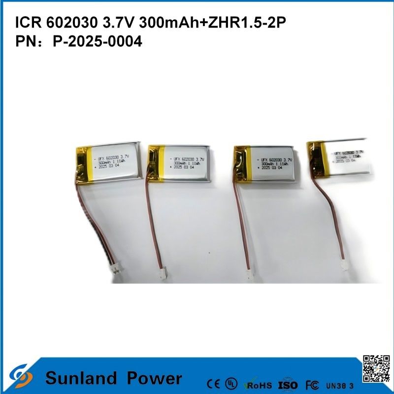 602030 3.7V 300mAh + ZHR1.5-2P بطارية من تصميم رقيق للغاية متوافقية مرنة لمختلف الأجهزة الذكية الصغيرة سماعات الأذن بلوتوث الأجهزة القابلة للارتداء والمعدات الطبية المحمولة